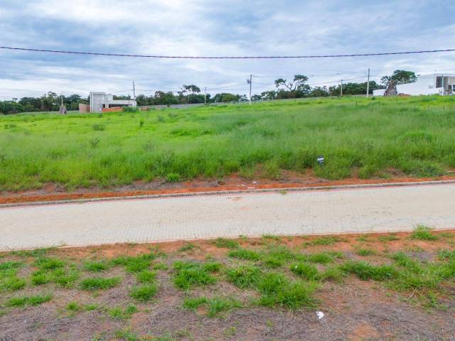 #1980 - Área para Venda em Santo Antônio do Monte - MG - 2