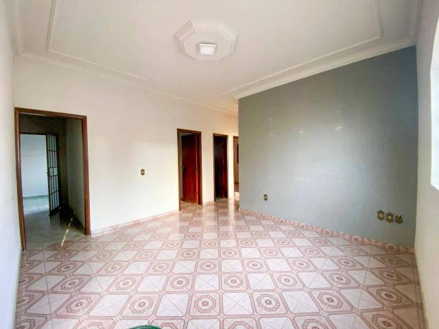 #1984 - Casa para Venda em Santo Antônio do Monte - MG - 3