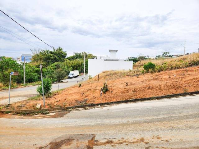 #1985 - Área para Venda em Santo Antônio do Monte - MG