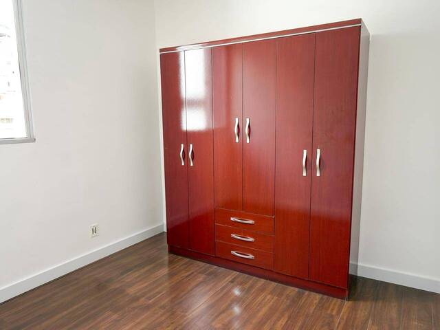 #2000 - Apartamento para Venda em Santo Antônio do Monte - MG