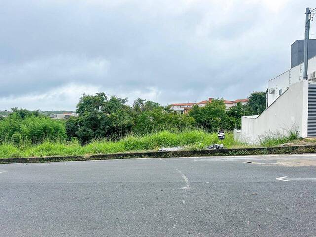 #2004 - Área para Venda em Santo Antônio do Monte - MG