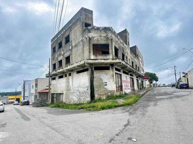 #2006 - Apartamento para Venda em Santo Antônio do Monte - MG