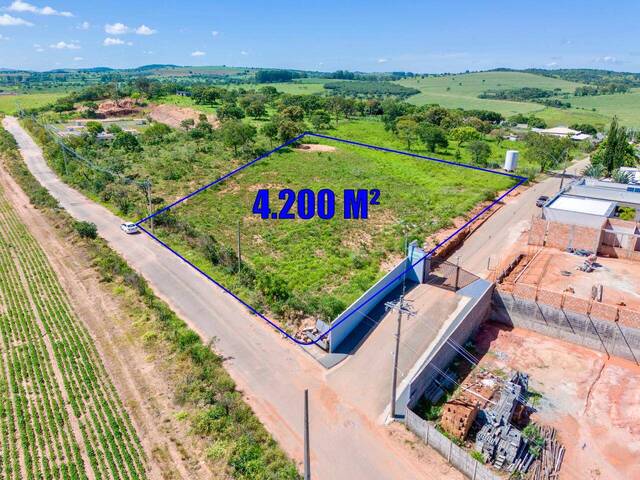 #2008 - Área para Venda em Santo Antônio do Monte - MG