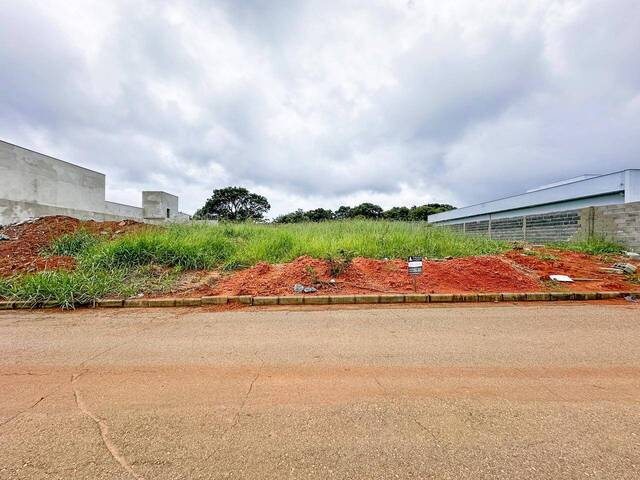 #2020 - Área para Venda em Santo Antônio do Monte - MG