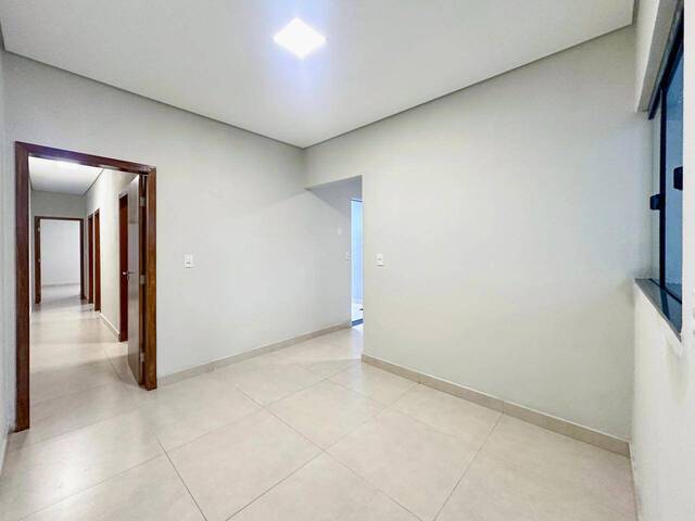 #2026 - Casa para Venda em Santo Antônio do Monte - MG