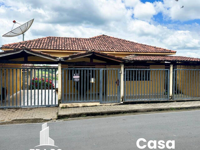 #2040 - Casa para Venda em Santo Antônio do Monte - MG - 1