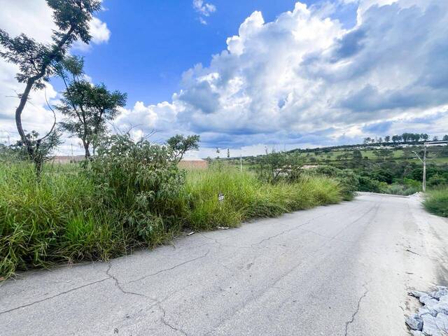 #2054 - Área para Venda em Santo Antônio do Monte - MG