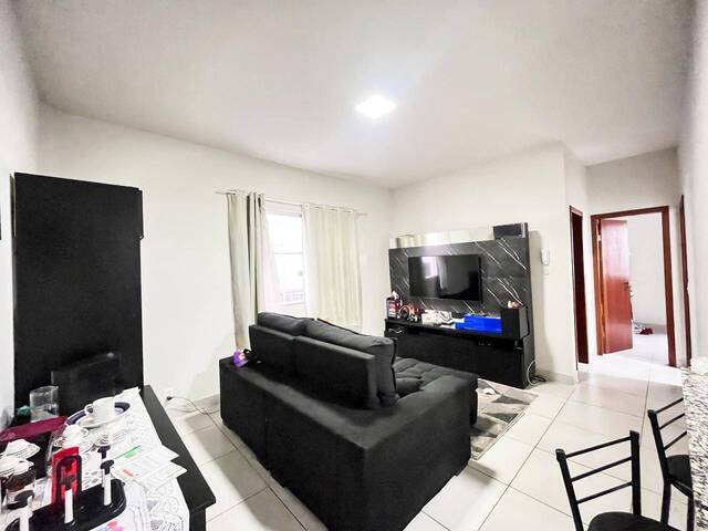 #2055 - Apartamento para Venda em Santo Antônio do Monte - MG