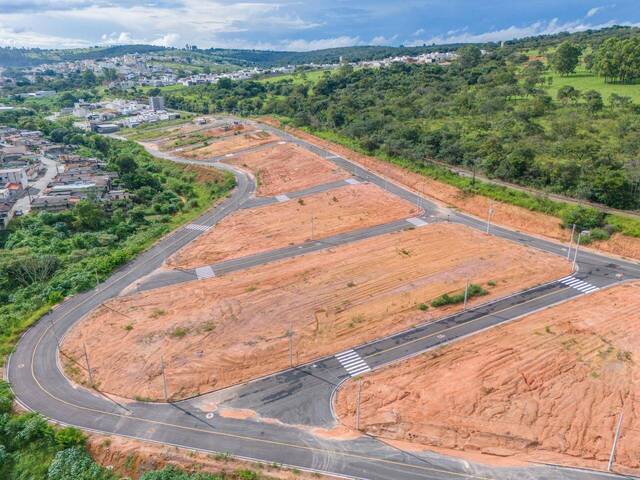 #2068 - Área para Venda em Santo Antônio do Monte - MG