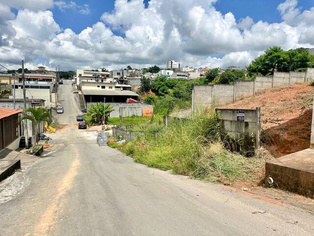 #2070 - Área para Venda em Santo Antônio do Monte - MG