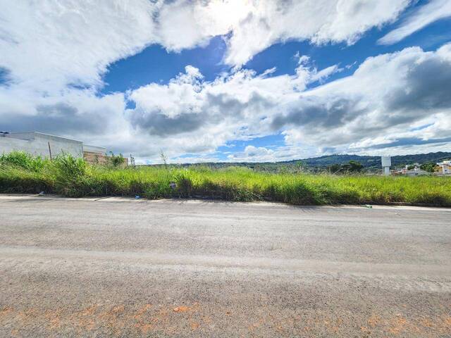 #2077 - Área para Venda em Santo Antônio do Monte - MG
