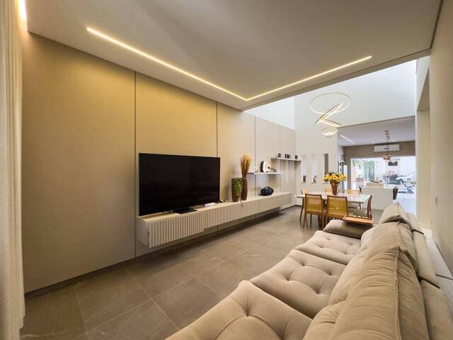 #2072 - Casa para Venda em Santo Antônio do Monte - MG