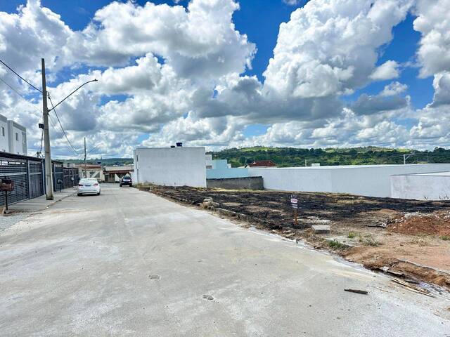 #2083 - Área para Venda em Santo Antônio do Monte - MG