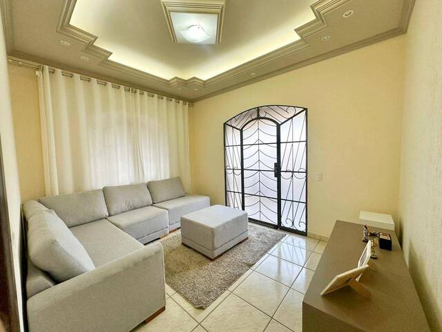 #2087 - Casa para Venda em Santo Antônio do Monte - MG - 2