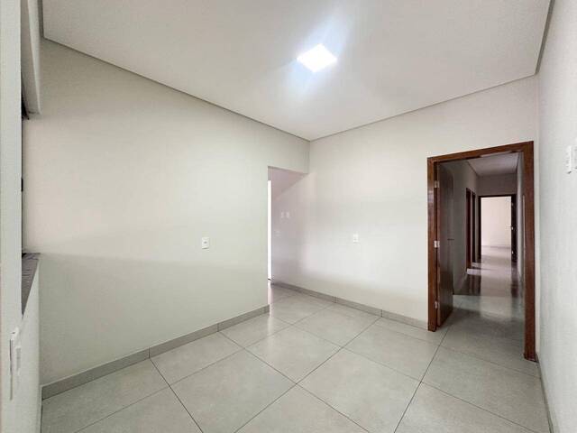 #2088 - Casa para Venda em Santo Antônio do Monte - MG