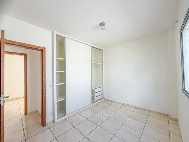 #2105 - Apartamento para Venda em Santo Antônio do Monte - MG - 3