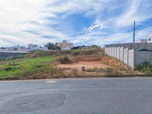 #2205 - Área para Venda em Santo Antônio do Monte - MG - 2