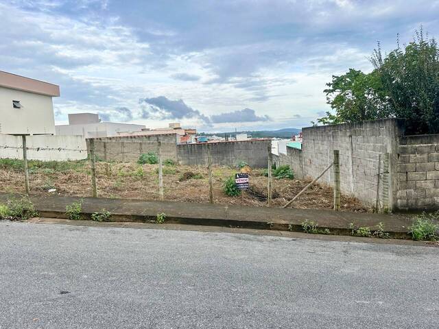 #2213 - Área para Venda em Santo Antônio do Monte - MG