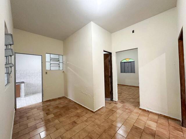 #2221 - Casa para Venda em Santo Antônio do Monte - MG